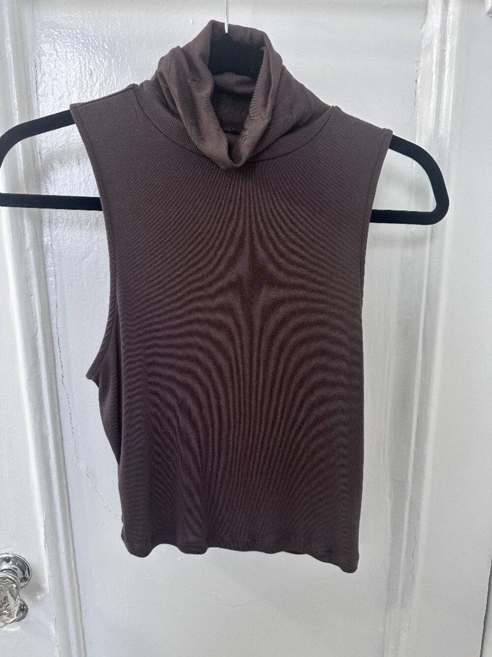 Aritzia Brown Ribbed Turtleneck Tank Top Size M